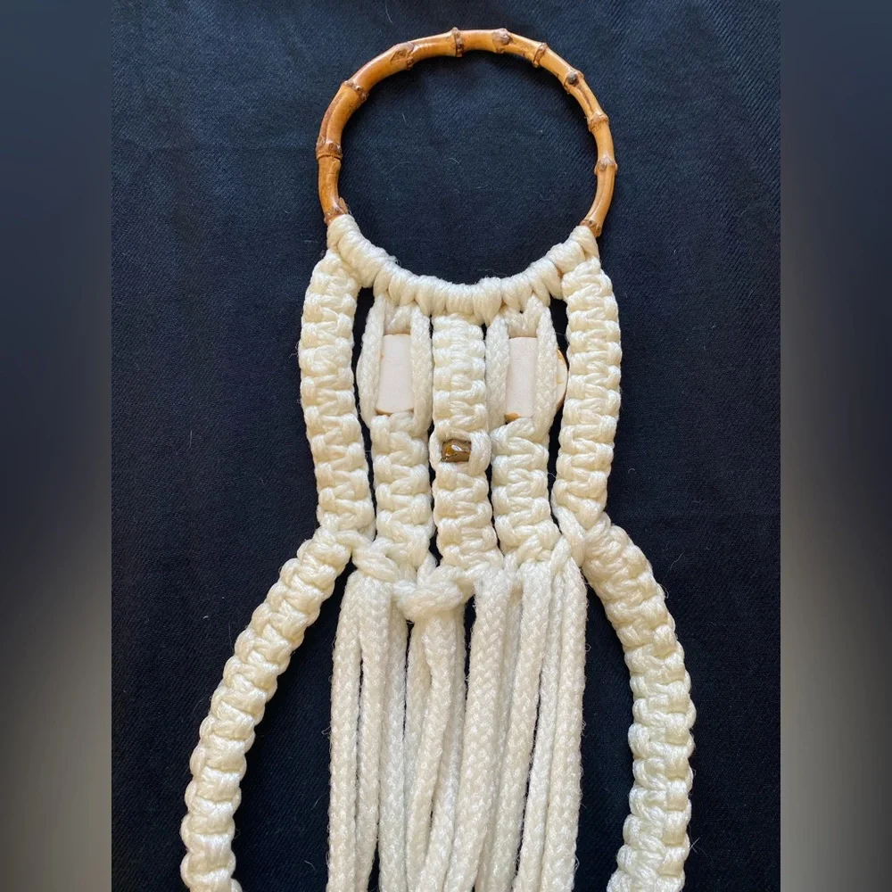 Vintage Macrame Cord Twine Owl Wall Hanger Towel holder!